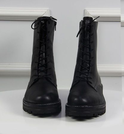 boots_simple_black_5