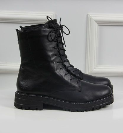 boots_simple_black_1