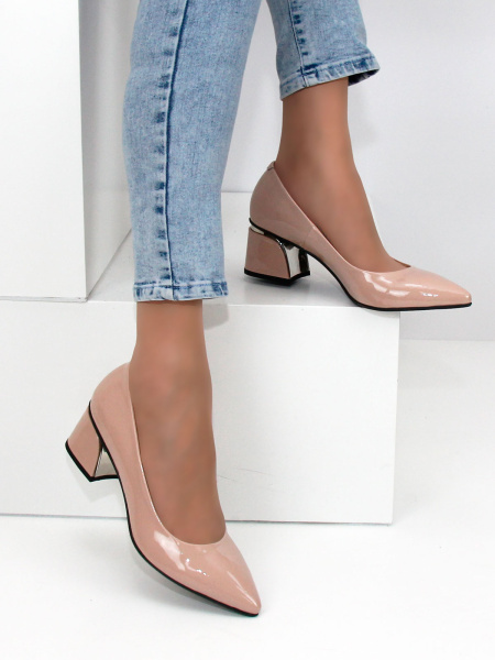 shoes_aug77_n2
